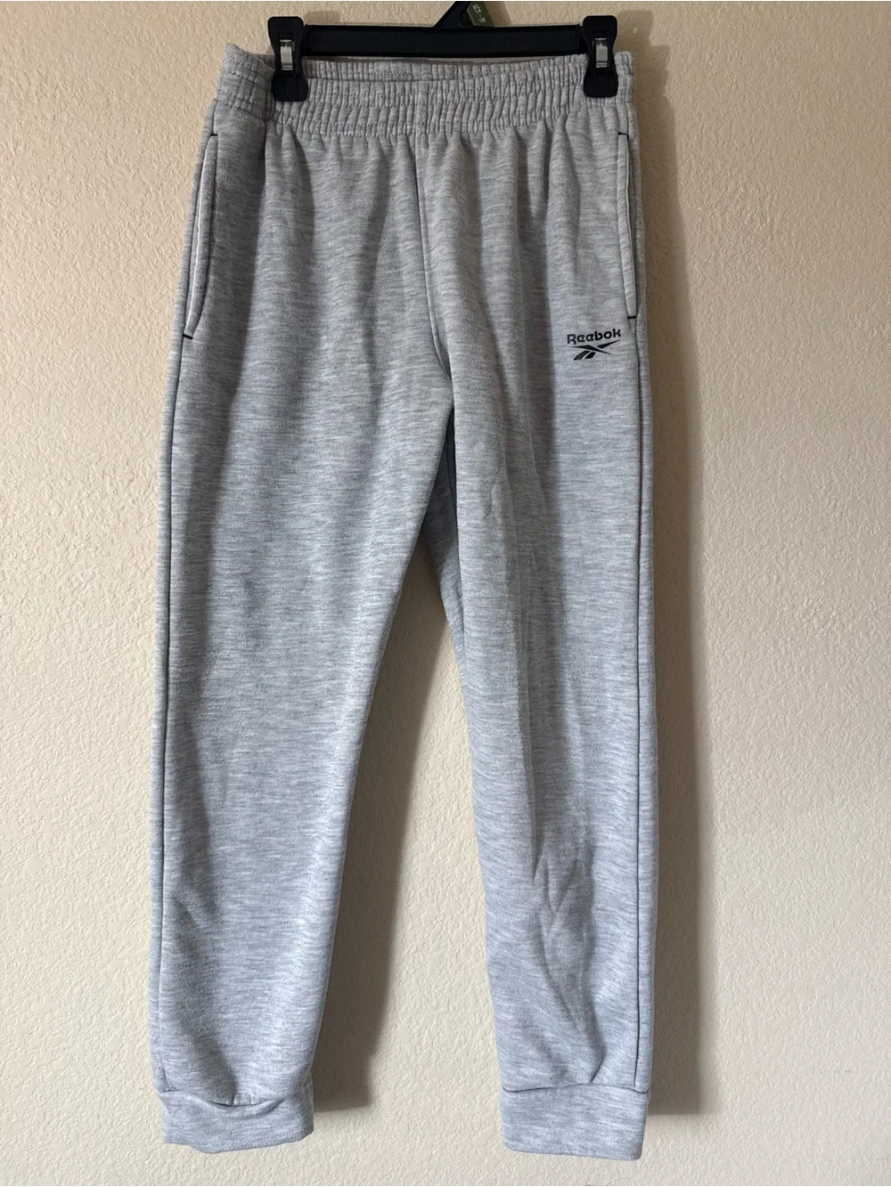 Reebok Youth 10-12 M Gray Jogger Pants Cotton Blend Knit Elastic Waist Pockets